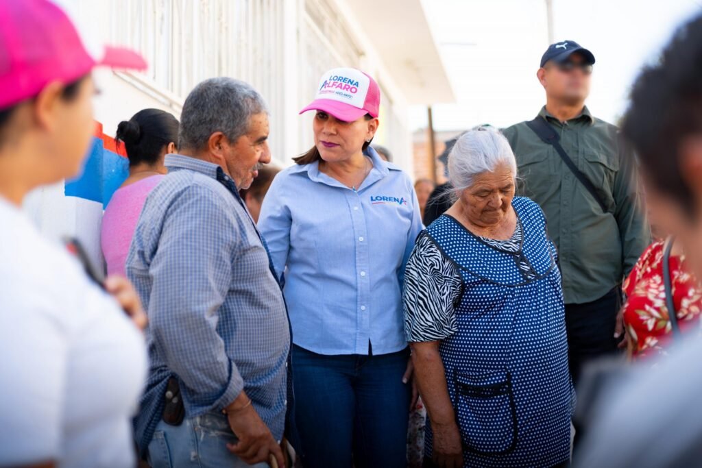 Promete Lorena Alfaro mejorar las calles del Copal