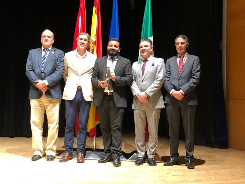 Reconocen a Irapuato con Premio Árbol y Escoba de Oro 2024