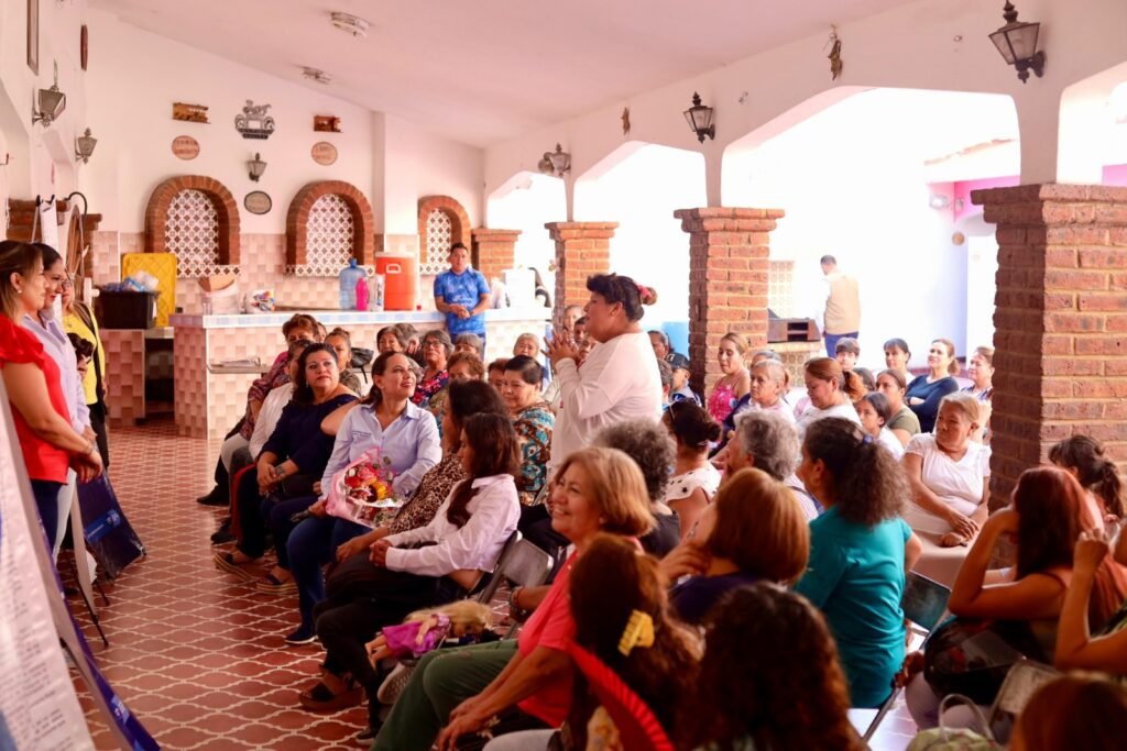 IMPULSAN TALLERES DE SEGURIDAD VECINAL