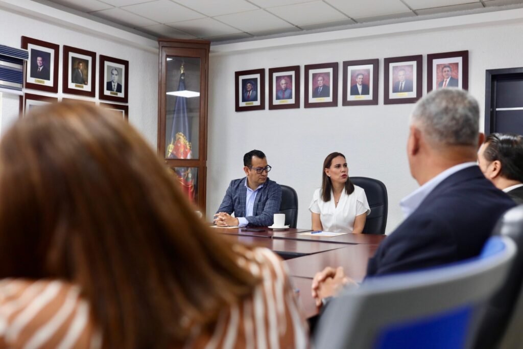 DESIGNAN A BENJAMÍN GARCÍA MAGNO COMO ENCARGADO DE DESPACHO DE LA JAPAMI     