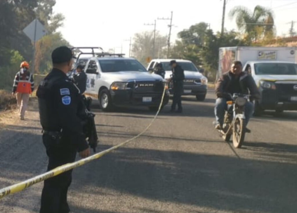 Hombre pierde la vida en accidente vehicular en la salida a Pueblo Nuevo