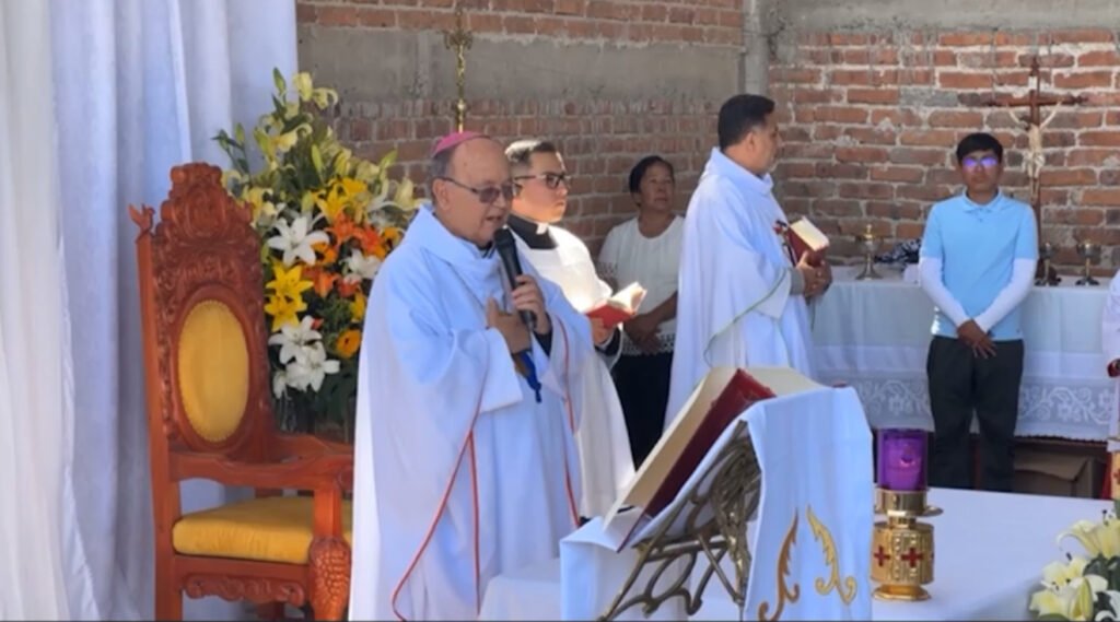 Despiden a jóvenes asesinados en San José de Mendoza con misa exequial