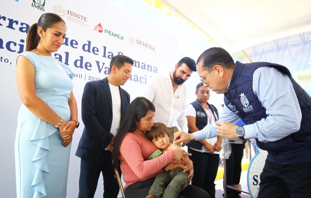 Arranca la Semana de Vacunación-Celebran el Día de la Niña y Niño en el CRIT Guanajuato