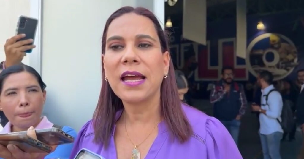 Afirma Lorena Alfaro que atenderán reclamos de los restauranteros