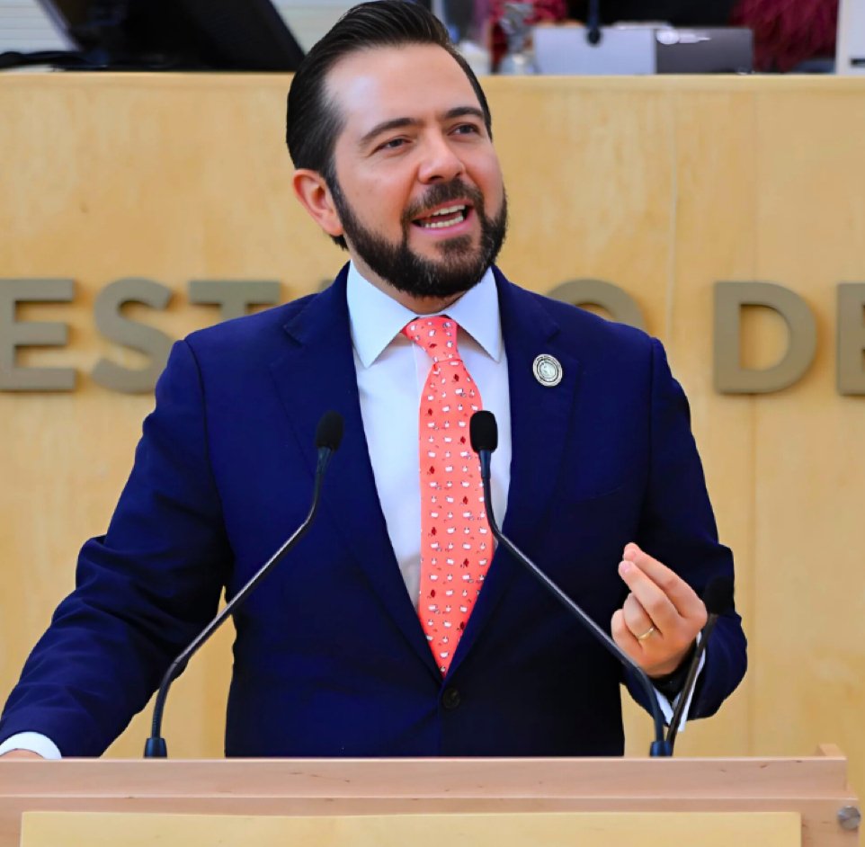 Pretenden regular el uso de teléfonos celulares en las escuelas