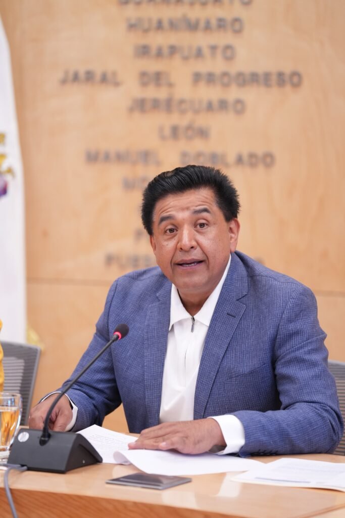 Llama Dip. Roberto Terán al gobierno federal a atender problemática con el personal del consulado de Sacramento, California