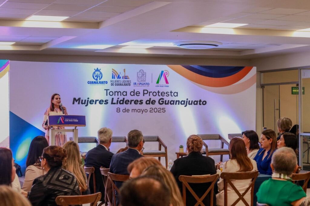 TOMAN PROTESTA MUJERES LÍDERES DE GTO