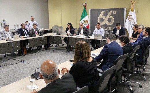 Dialogan sobre iniciativa en materia de seguridad privada
