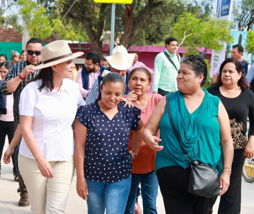 Mejoran servicios en San Vicente