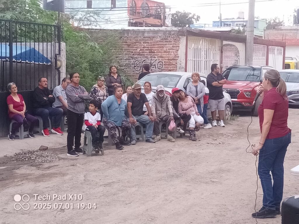 Elvia Aguado e Ignacio Morales recorren Villas de San Cayetano y Las Fuentes en tercera edición de “Martes de Regidores de Morena en tu Colonia”