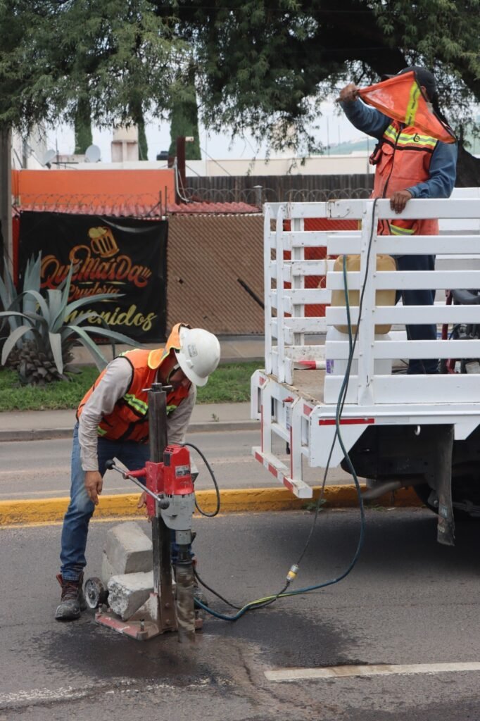 APERTURAN VIALIDADES CON AVANCE DE DIAGNÓSTICO EN BULEVAR ARANDAS