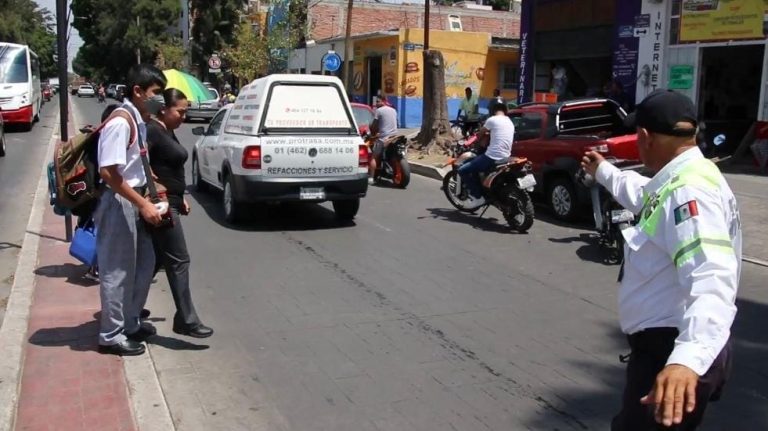 SSCM IRAPUATO EXHORTA A MADRES Y PADRES DE FAMILIA A TOMAR PRECAUCIONES DURANTE EL REGRESO A CLASES