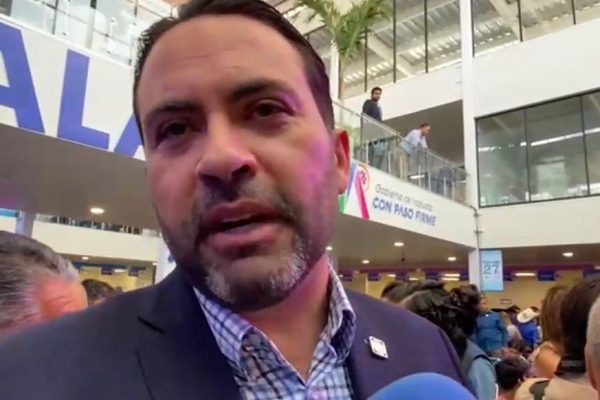 Ausencia de panistas en informe de Lorena Alfaro exhibe división interna