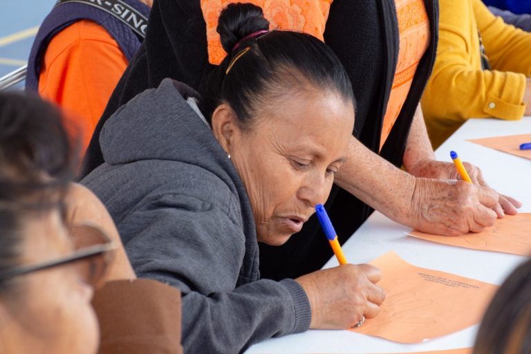 IMAM Abasolo realiza taller para adultos mayores sobre la violencia por abandono